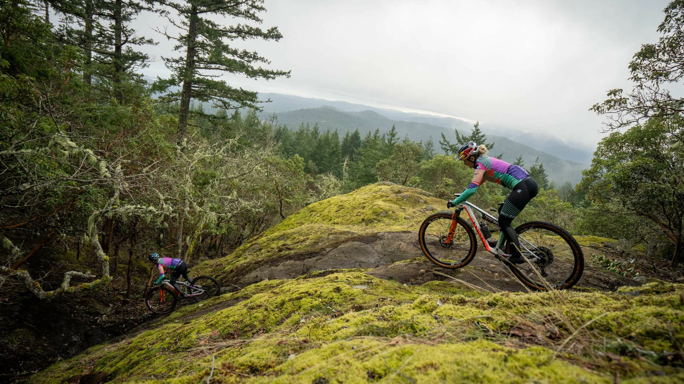 Vélo vintage et ancien Ventes 2023 -Vélo vintage et ancien Ventes 2023 canyon mtb racing launch bike ride